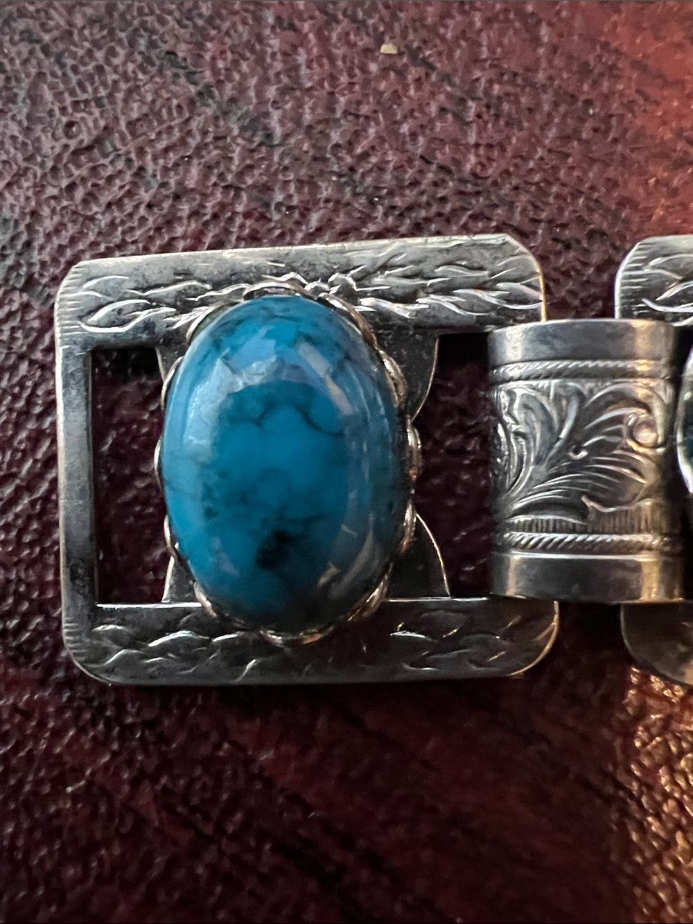 Vintage Faux Turquoise Etched Flower & Leaves Silver Tone Wide Link Bracelet